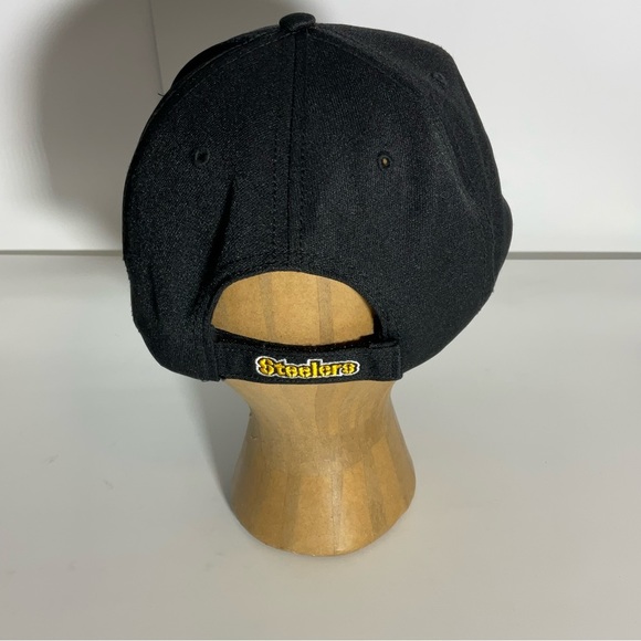 Forty Seven Brand Pittsburgh Steelers Embroidered Logo & Steelers Name One Size - Picture 3 of 13